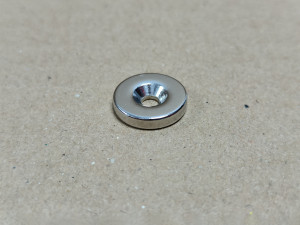 Неодимовий магніт диск 15x3мм під потай 3.5/7мм (зенковка)