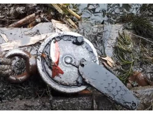 Пошук та підняття втоплених рибальських снастей та іншого рибальського спорядження з водойм